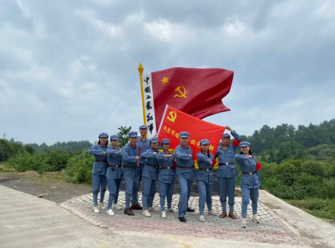 傳承紅色基因“陽光向黨 培文獻禮”黨史學習教育主題黨日活動